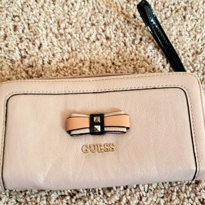 Guess wallet